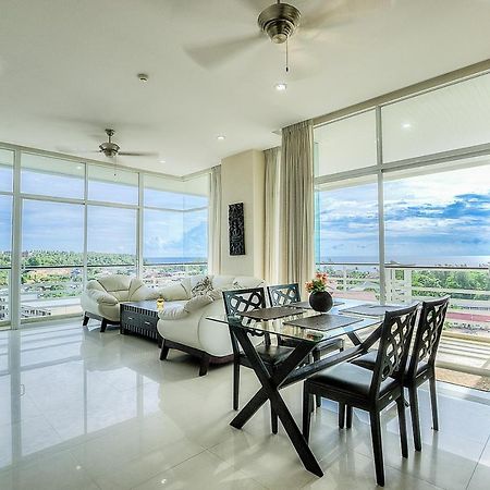 Veloche 2 Bedroom Apartment With Seaview Karon Kültér fotó